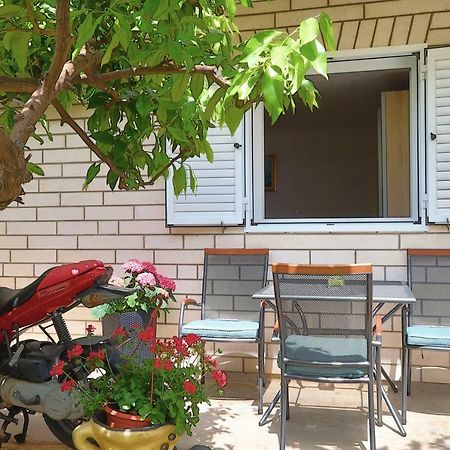 Studio Apartman Mia Stobrec Luaran gambar
