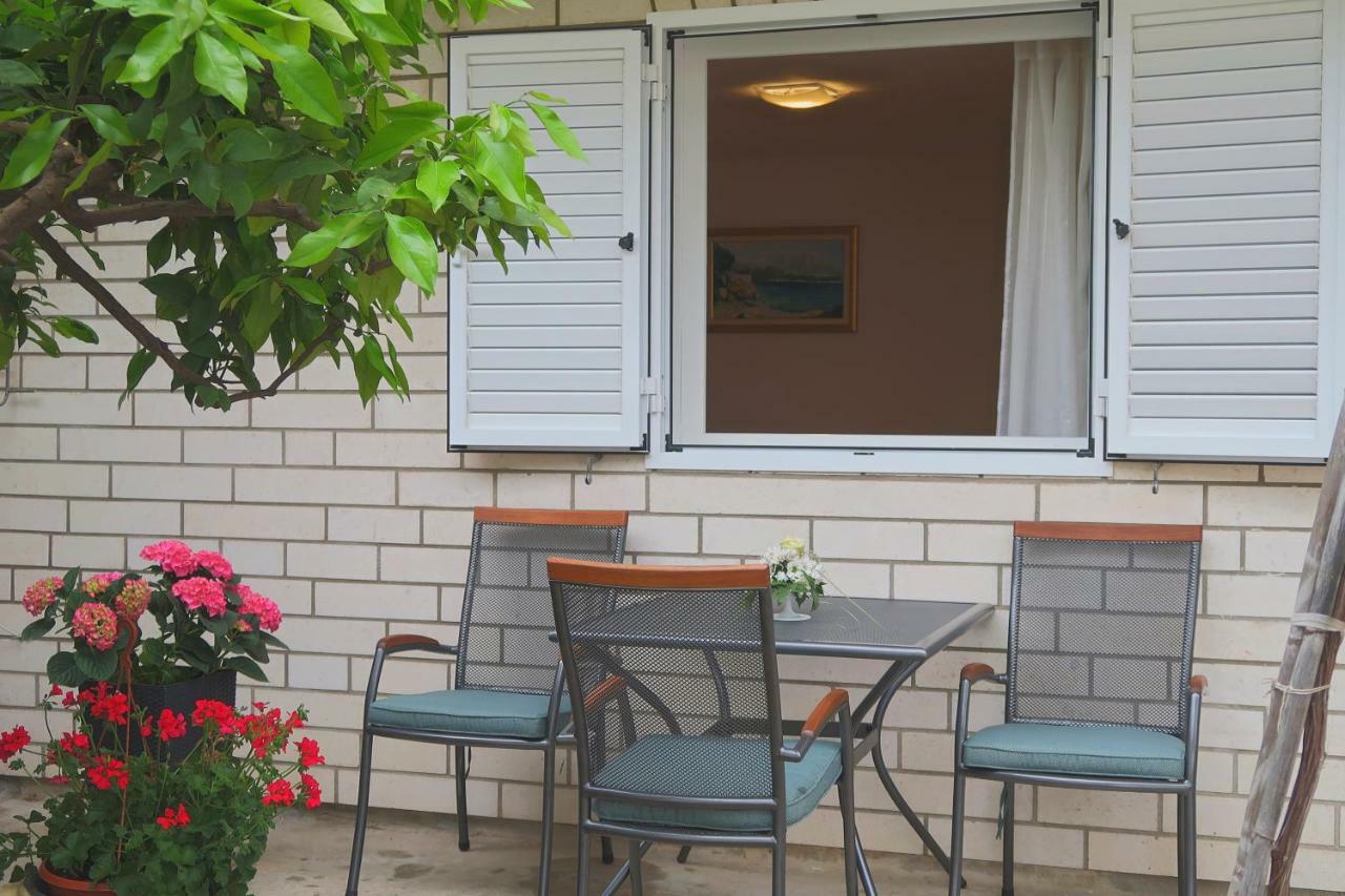 Studio Apartman Mia Stobrec Luaran gambar