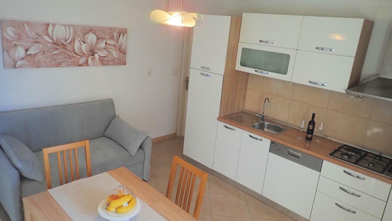 Studio Apartman Mia Stobrec Luaran gambar